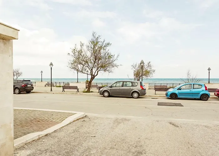 Bari Airport Seaview Apartment